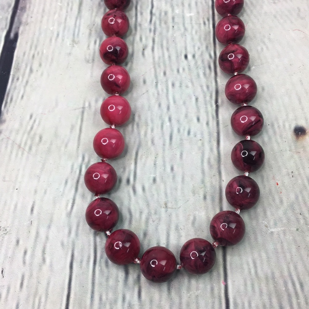 Elegant Burgundy Beaded Necklace